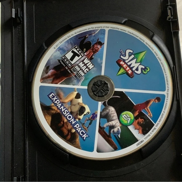 Sims 3 computer game - Picture 3 of 4